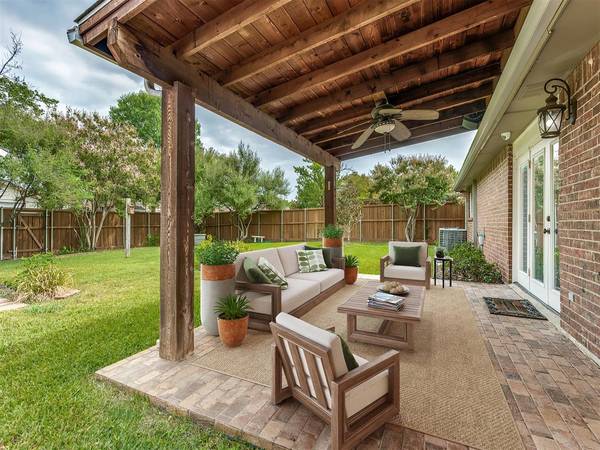 333 Trailridge Drive, Garland, TX 75043