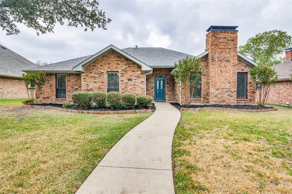 2540 Belmeade Drive, Carrollton, TX 75006