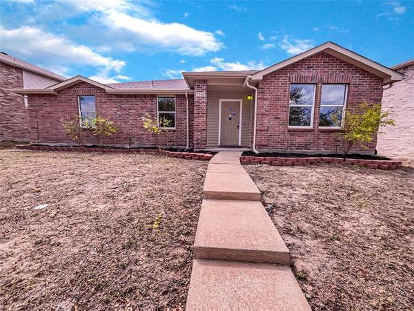 1404 Nimitz Way, Mesquite, TX 75181