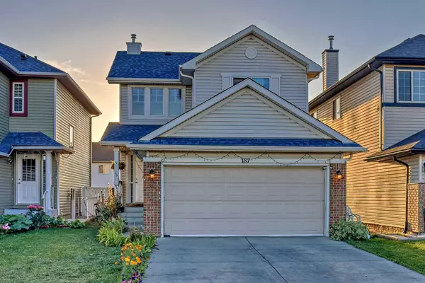 Calgary, AB T3J5C5,187 Saddlehorn Close NE