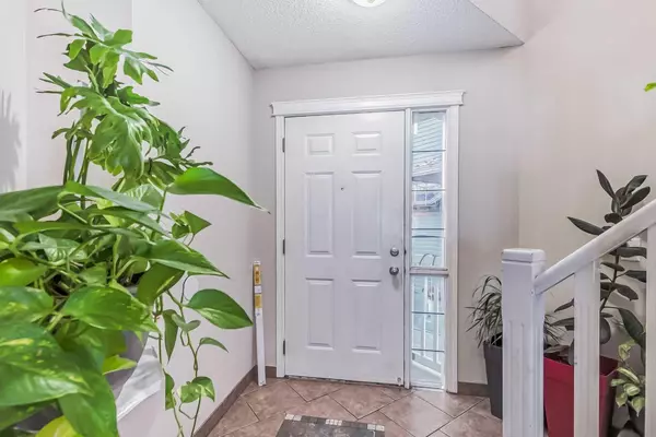 Calgary, AB T3J5C5,187 Saddlehorn Close NE