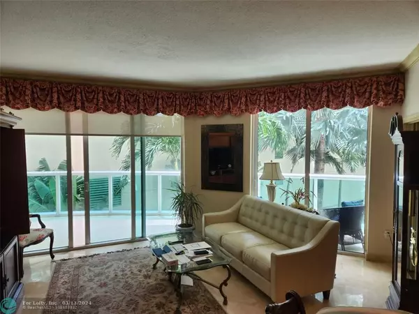 Fort Lauderdale, FL 33301,347 N New River Dr  #210