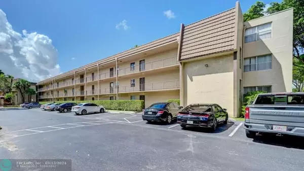 Tamarac, FL 33321,9351 Lime Bay Blvd  #115