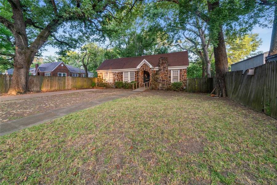 613 S Palace, Tyler, TX 75701