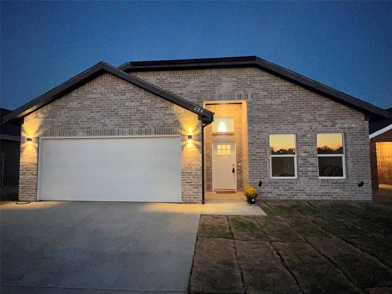 3403 Shelby Avenue, Greenville, TX 75402