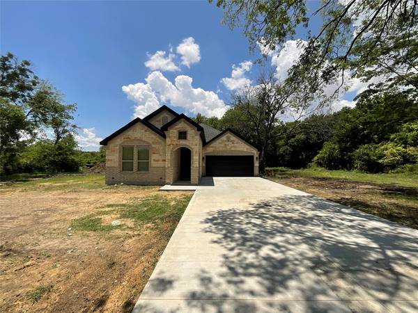 4225 Elkins Avenue, Lancaster, TX 75134