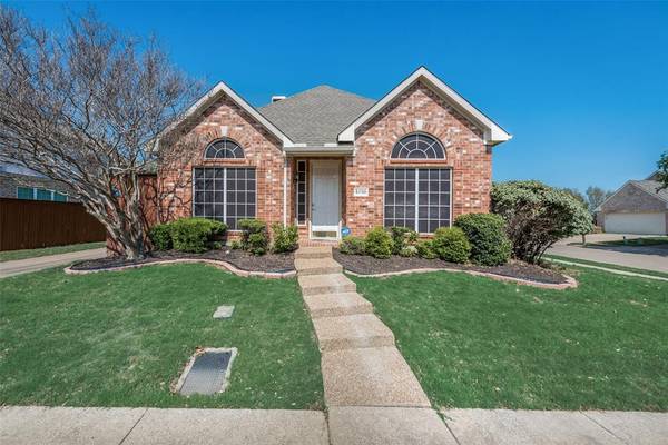 8700 Moss Hill Road, Irving, TX 75063