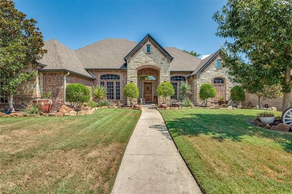 239 Williamsburg Lane, Ovilla, TX 75154