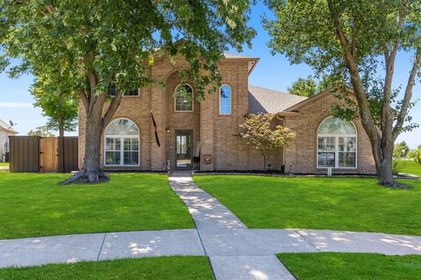 2106 Harborview Boulevard,  Rowlett,  TX 75088