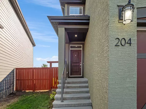 Calgary, AB T3M 2N1,204 Masters CRES SE