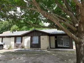 3200 Forestdale Lane, Balch Springs, TX 75180