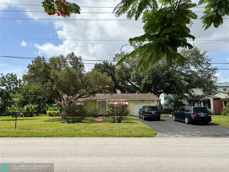 424 NE 2nd St, Pompano Beach, FL 33060