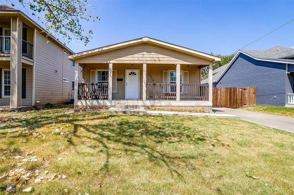 2816 Livingston Avenue, Fort Worth, TX 76110