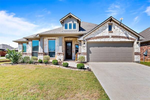 1201 Misty Ridge Drive, Justin, TX 76247