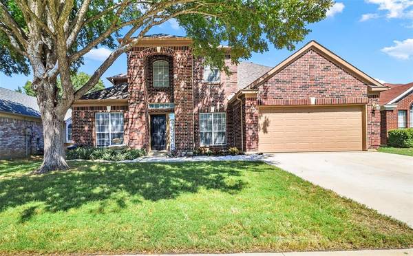 819 Sansome Drive, Arlington, TX 76018