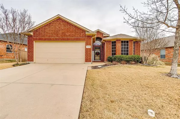 6124 Farrah Drive, Fort Worth, TX 76131