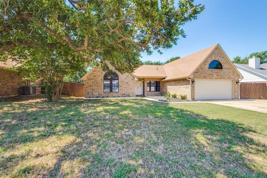 3205 Fairview Drive, Corinth, TX 76210