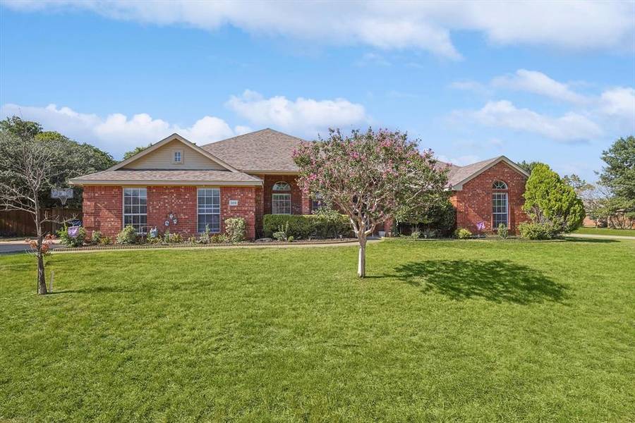 300 Cedar Circle, Shady Shores, TX 76208