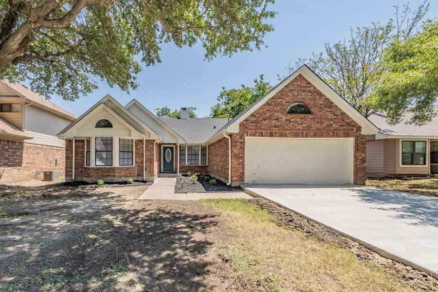 6003 Glenwood Drive, Arlington, TX 76017