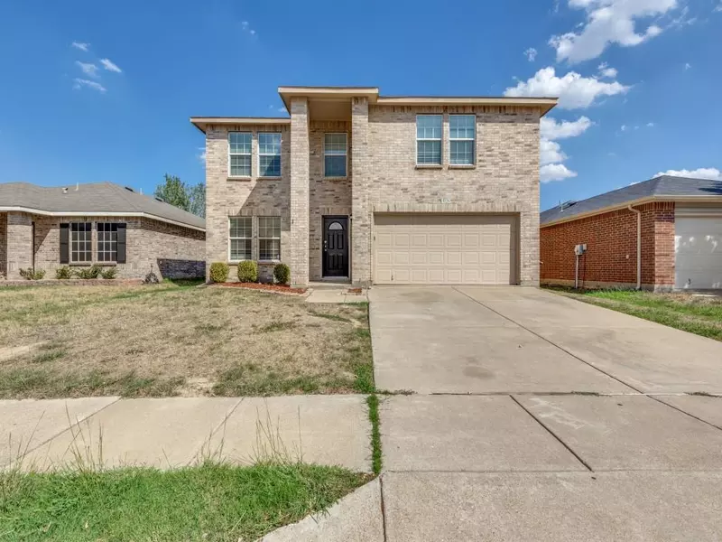 9125 Old Clydesdale Drive, Fort Worth, TX 76123