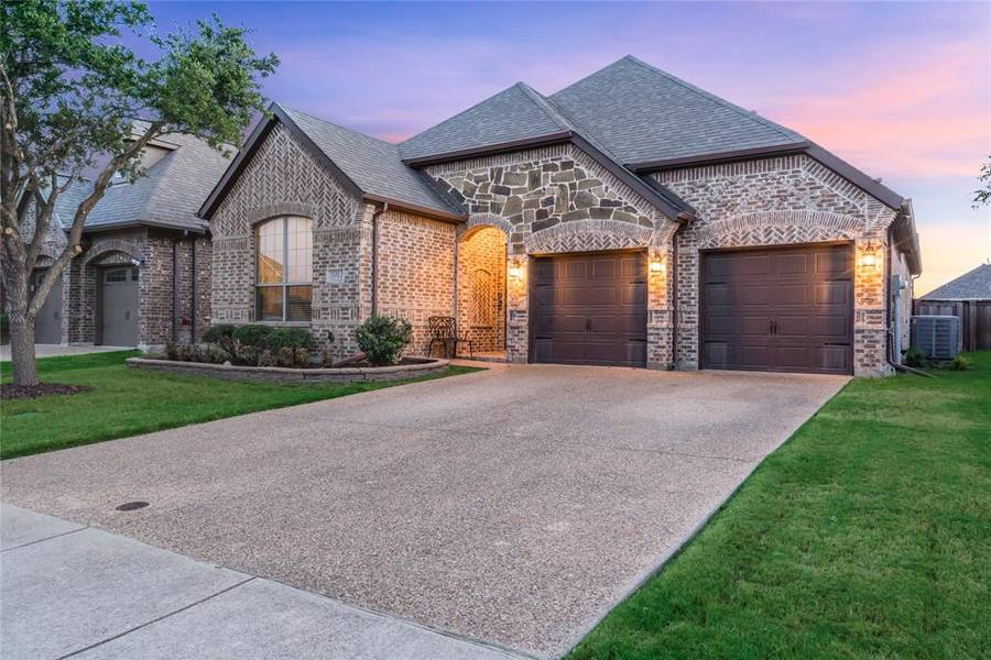 1013 Dunhill Lane, Forney, TX 75126