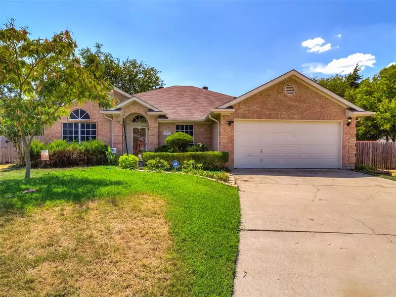 4535 Malvern Hill Road, Grand Prairie, TX 75052