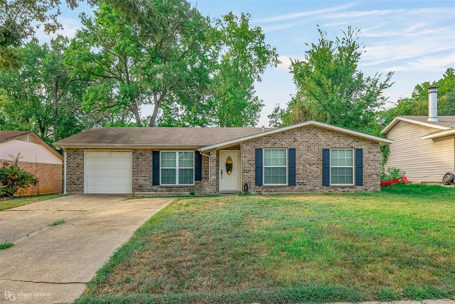 3046 Lone Oak Drive, Shreveport, LA 71118