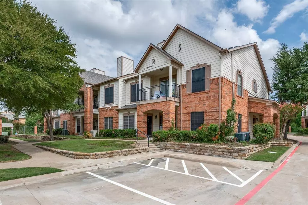 Plano, TX 75093,2524 Preston Road #405