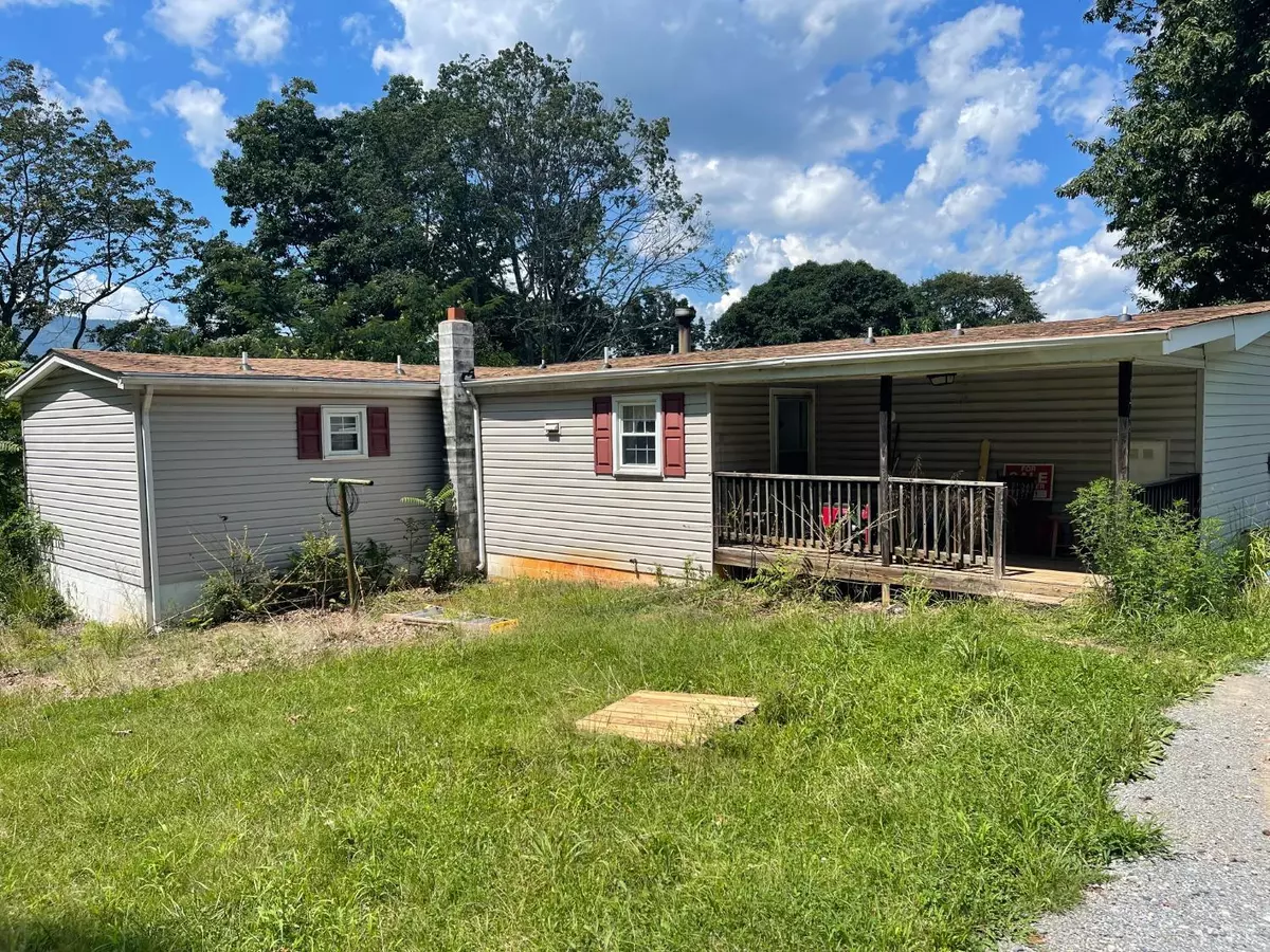 Big Island, VA 24526,1266 Bobcat LN