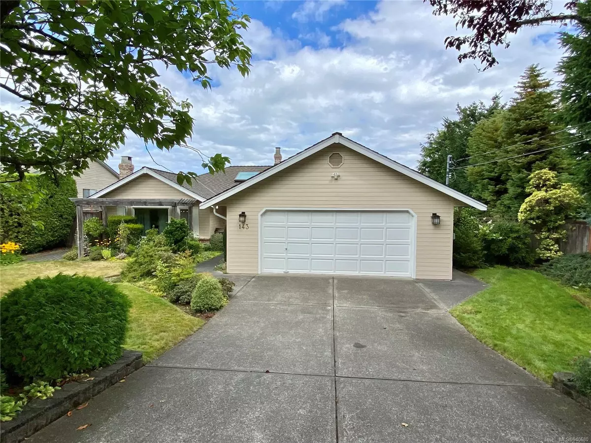 Qualicum Beach, BC V9K 1R6,143 Denman Dr