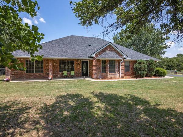 342 Paradise Canyon Circle, Paradise, TX 76073