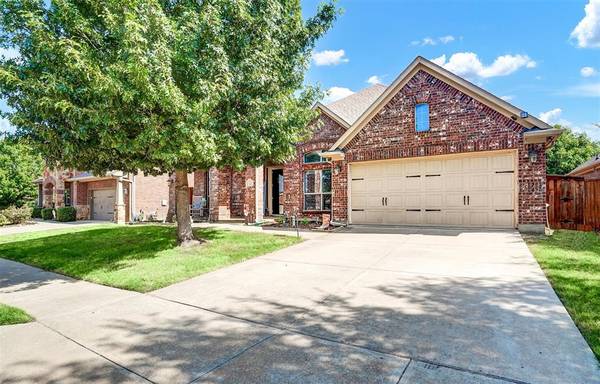 347 Enfield Drive, Roanoke, TX 76262