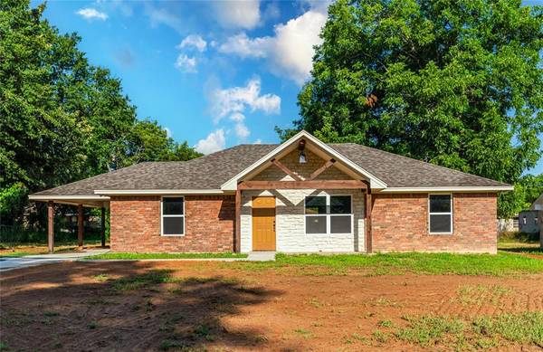 650 Fendley, Blossom, TX 75416