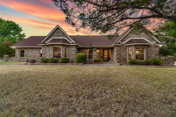 Cedar Hill, TX 75104,349 Windy Meadow Drive