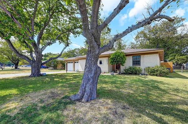 4413 Knowledge Drive, Haltom City, TX 76117