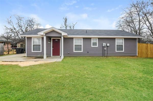 406 Crane Avenue, Cleburne, TX 76031