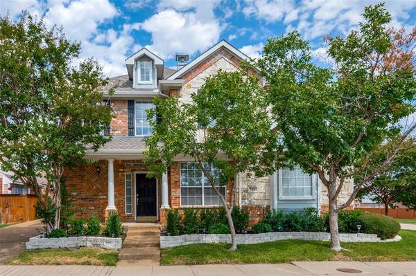 596 Southridge Way,  Irving,  TX 75063