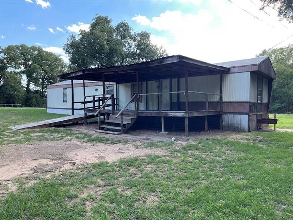 690 Lcr 402, Groesbeck, TX 76642