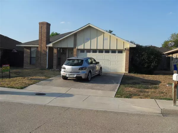 1753 Castille Drive, Carrollton, TX 75007