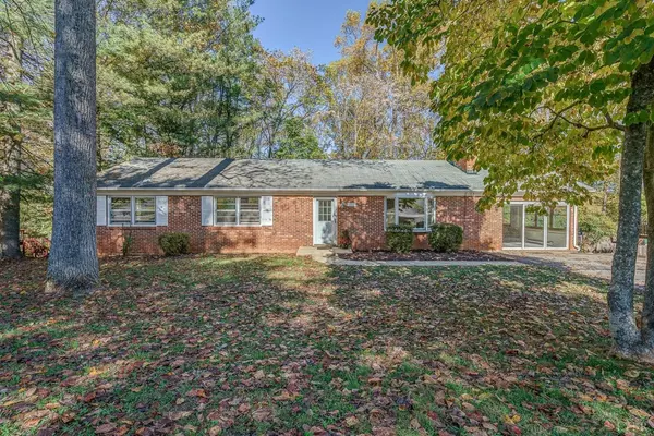 558 Jefferson DR, Lynchburg, VA 24502