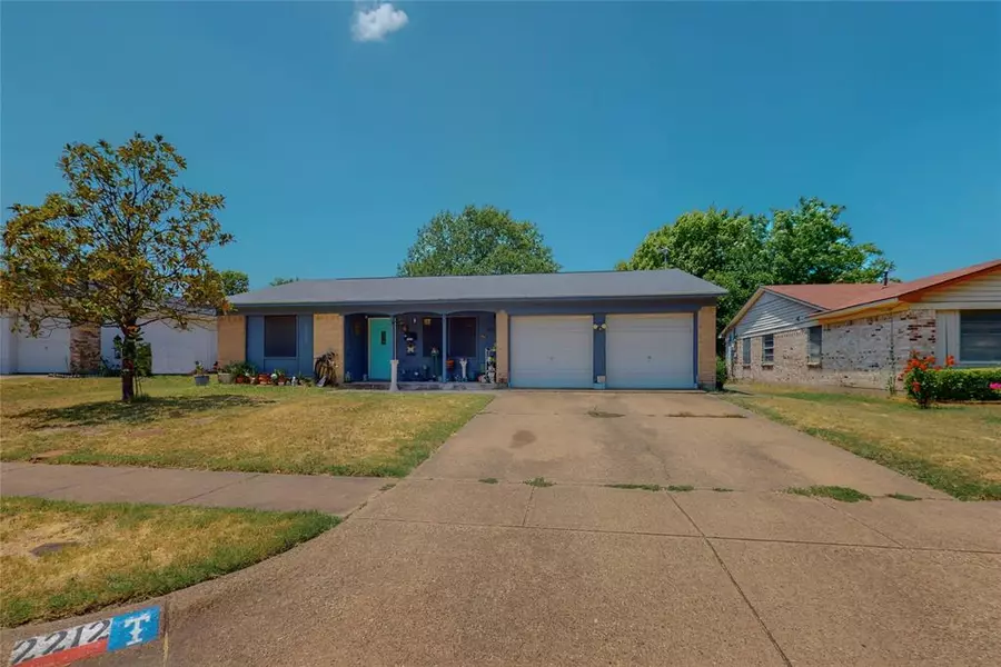 2212 English Drive, Garland, TX 75041