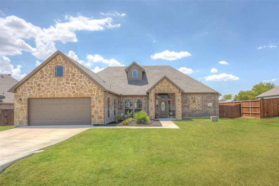 8026 Pennington Court, Fort Worth, TX 76126