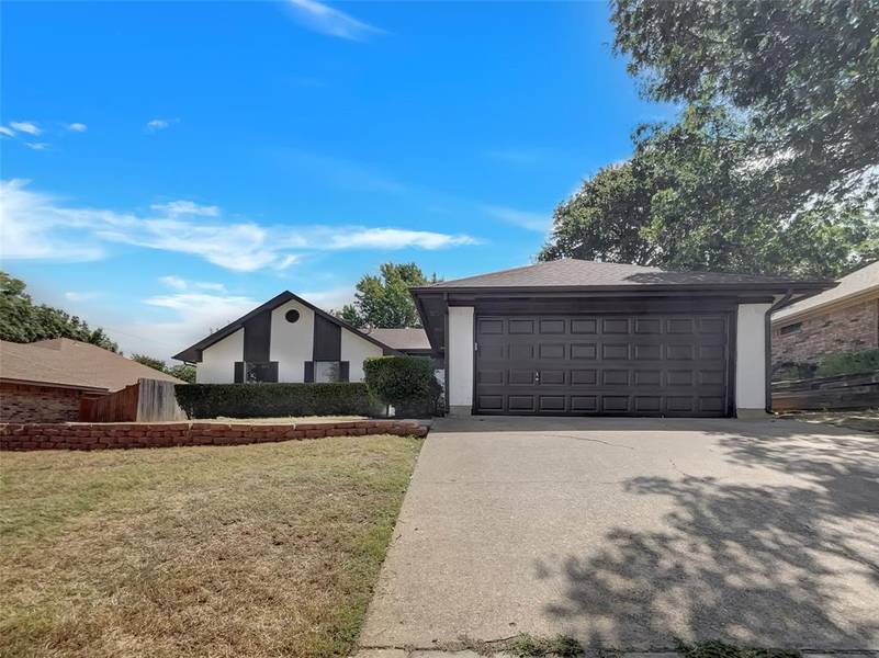 4109 Blossom Trail, Arlington, TX 76016