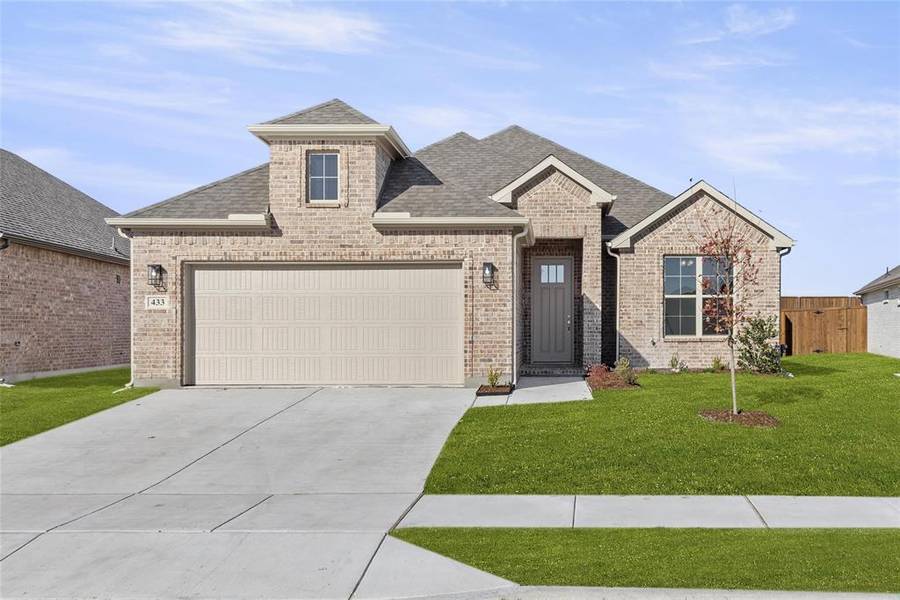 433 Waters Ridge Drive, Lavon, TX 75166