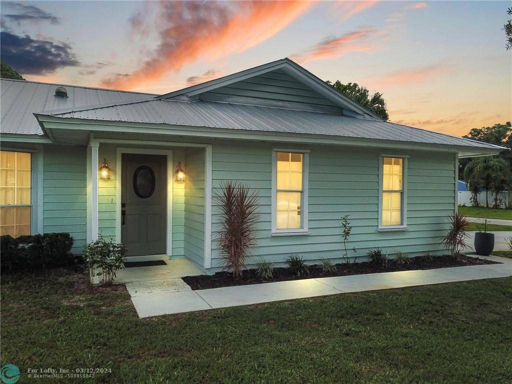 1516 1st Place, Vero Beach, FL 32962