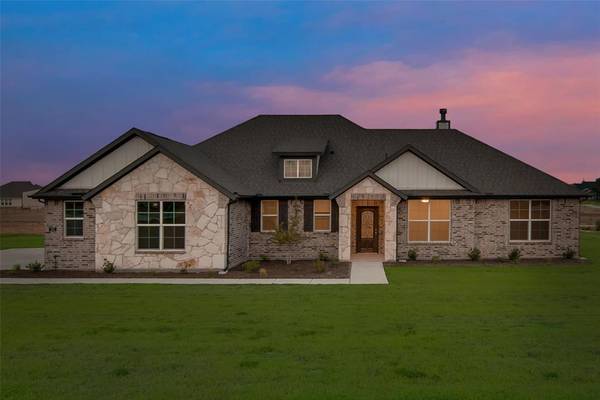 157 Chester Road, Springtown, TX 76082