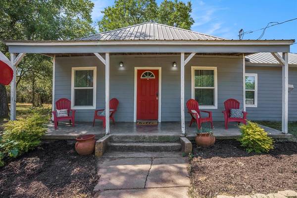 624 Mansfield Road, Cleburne, TX 76031