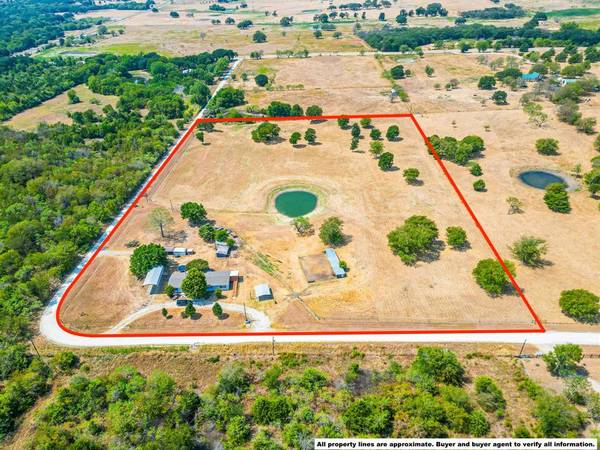 2461 County Road 4071, Frost, TX 76641