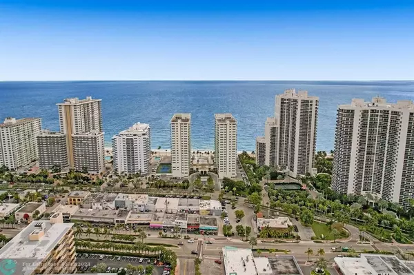 Fort Lauderdale, FL 33308,3400 Galt Ocean Dr  #2004S