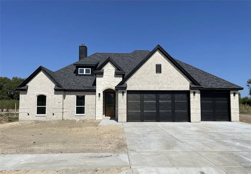 611 Bluff Point Drive, Haslet, TX 76052